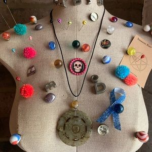 Vintage Sterling Silver HUGE PIECE OF Jade With Bead Gemstone Necklace EUC!